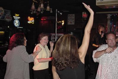 crowd14.jpg